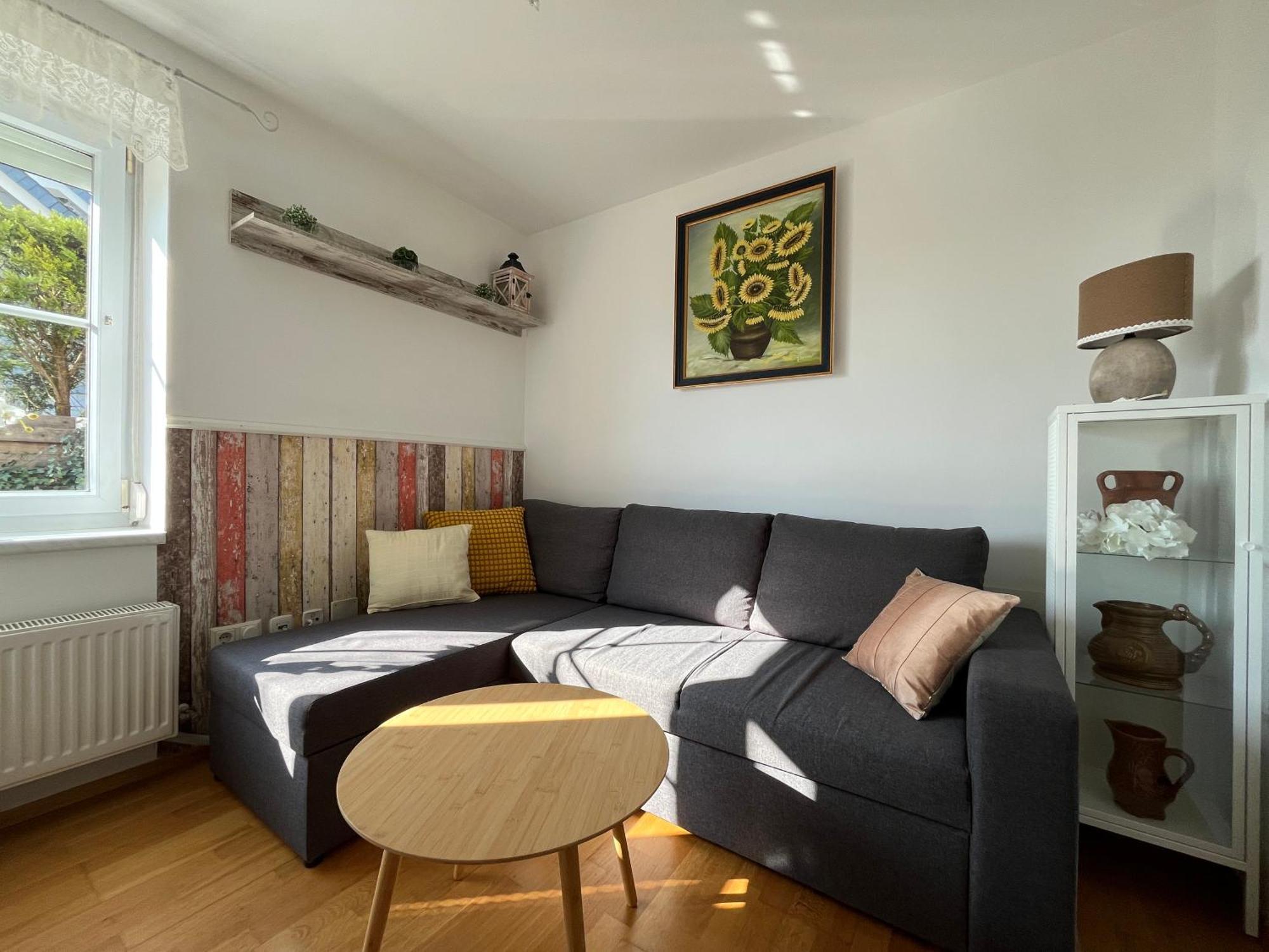 Garden Paradise Bled Apartments - Garden, Pond And Castle View Room photo